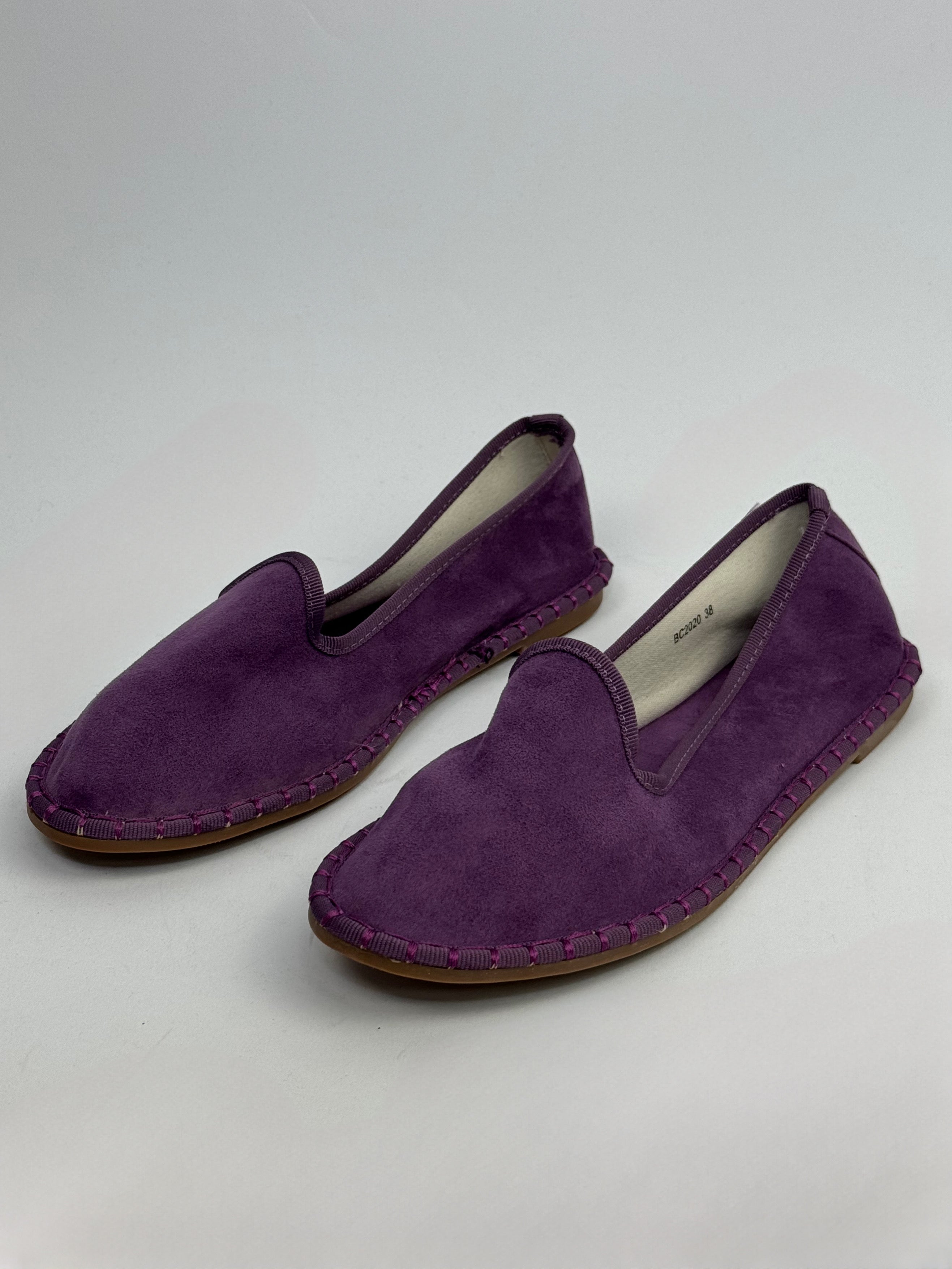 Samt-Sandalen für Frauen - zeitlose Hausschuhe