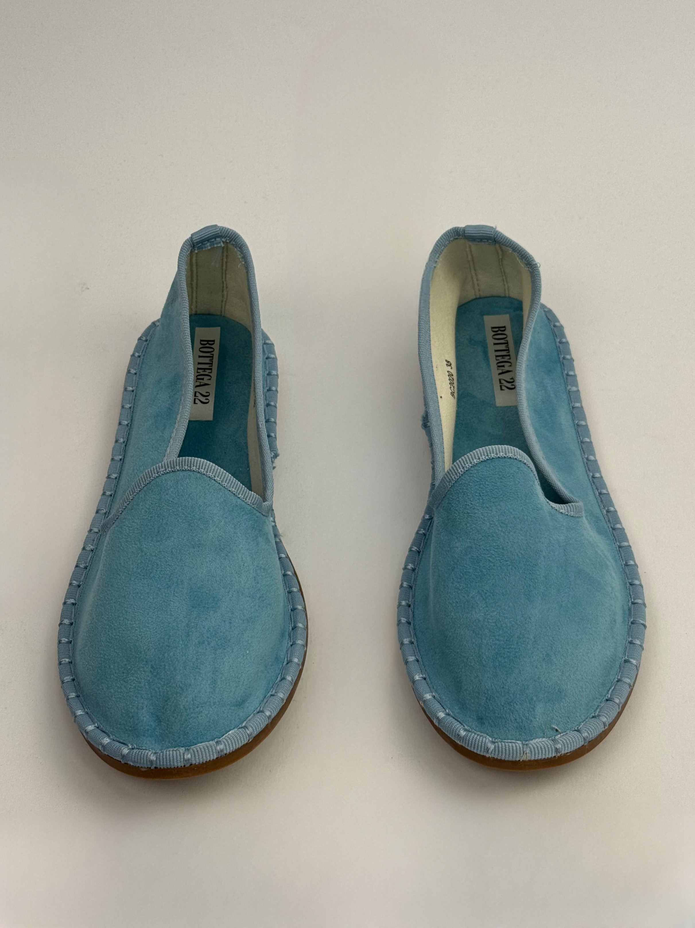 Samt-Sandalen für Frauen - zeitlose Hausschuhe