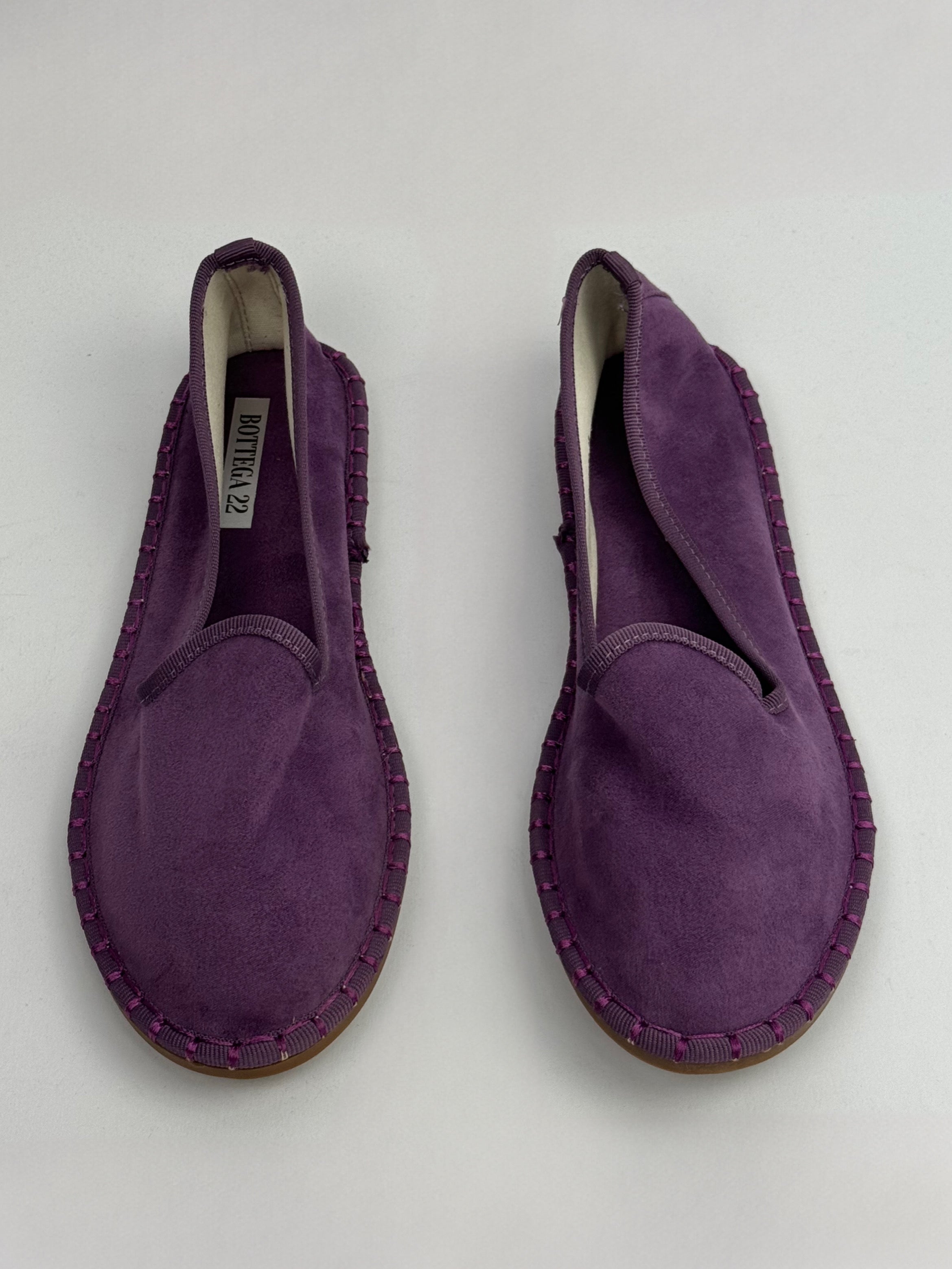 Samt-Sandalen für Frauen - zeitlose Hausschuhe