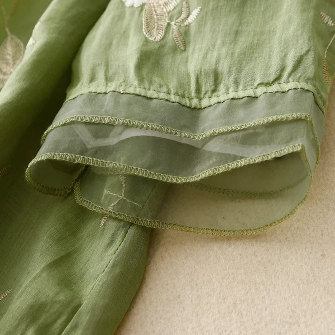 Laurienne™ | Bestickte Bluse