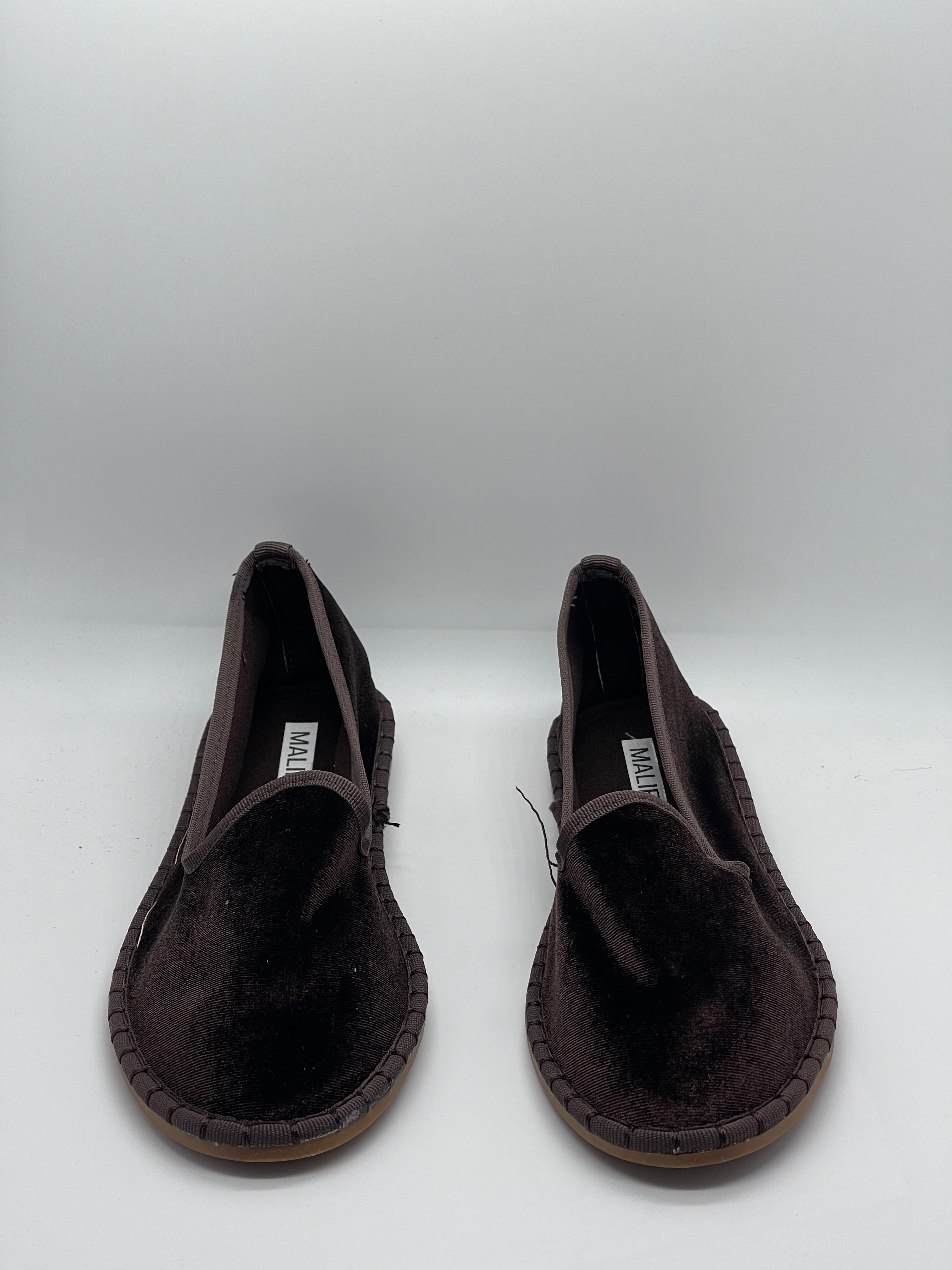 Samt-Sandalen für Frauen - zeitlose Hausschuhe