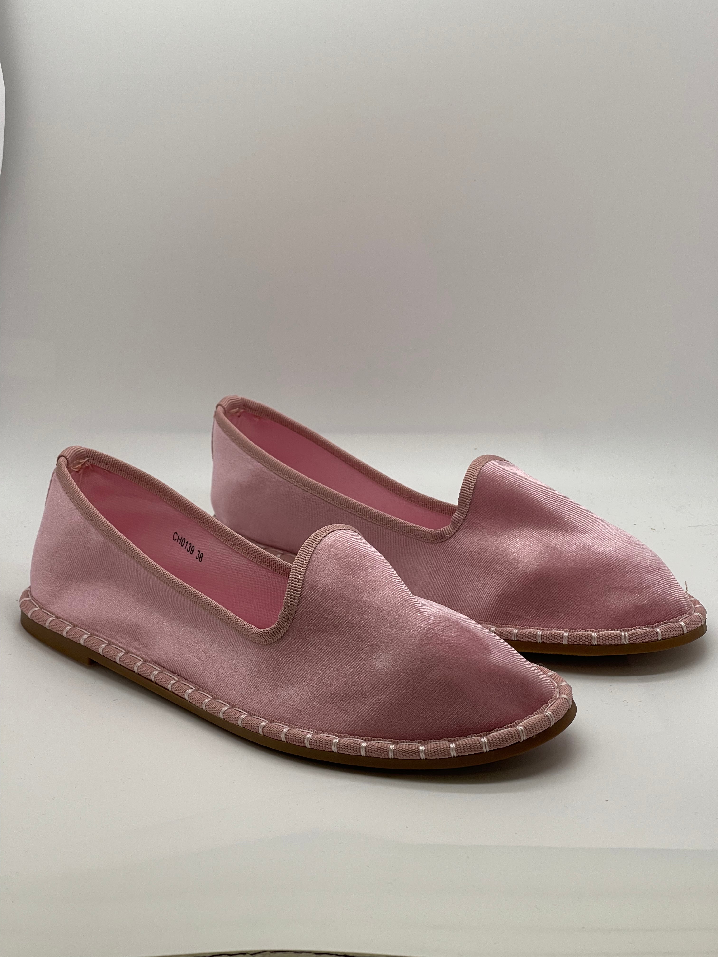 Samt-Sandalen für Frauen - zeitlose Hausschuhe