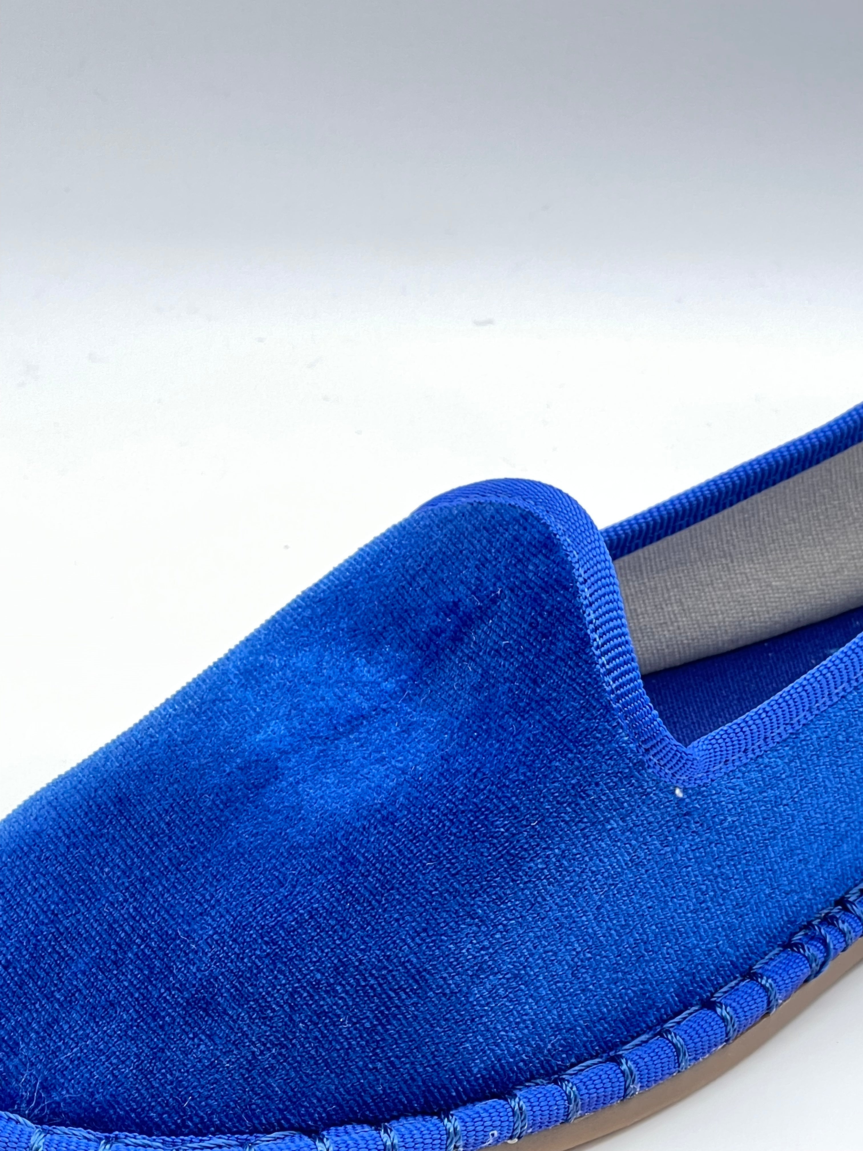 Samt-Sandalen für Frauen - zeitlose Hausschuhe