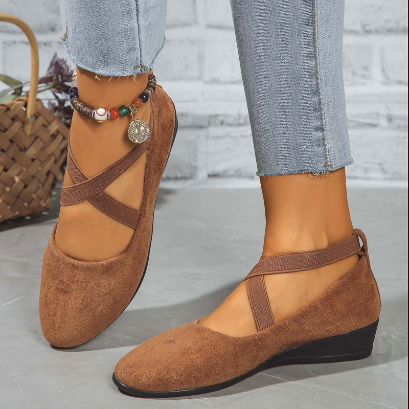 orthopädische Damenschuhe – atmungsaktiv und flach!
