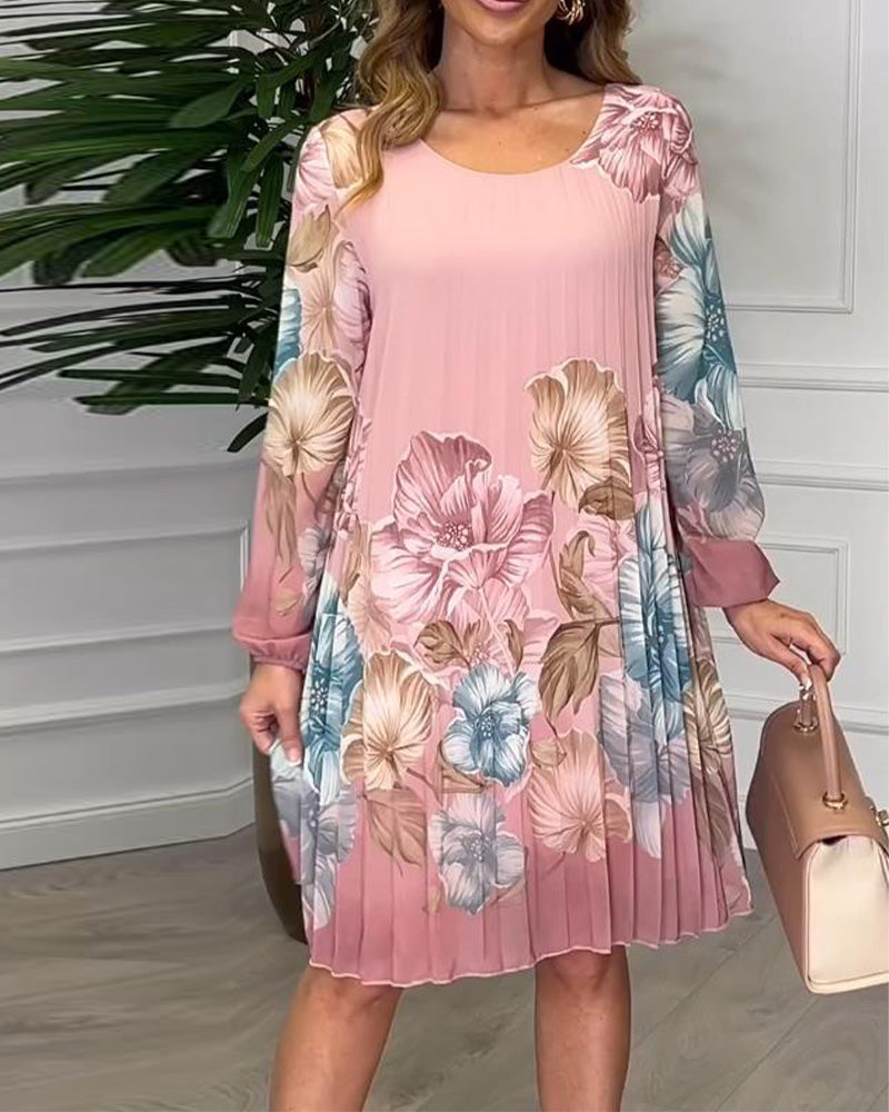 Kjole Med Elegante Puffermerker, Fløjter Og Mønstre