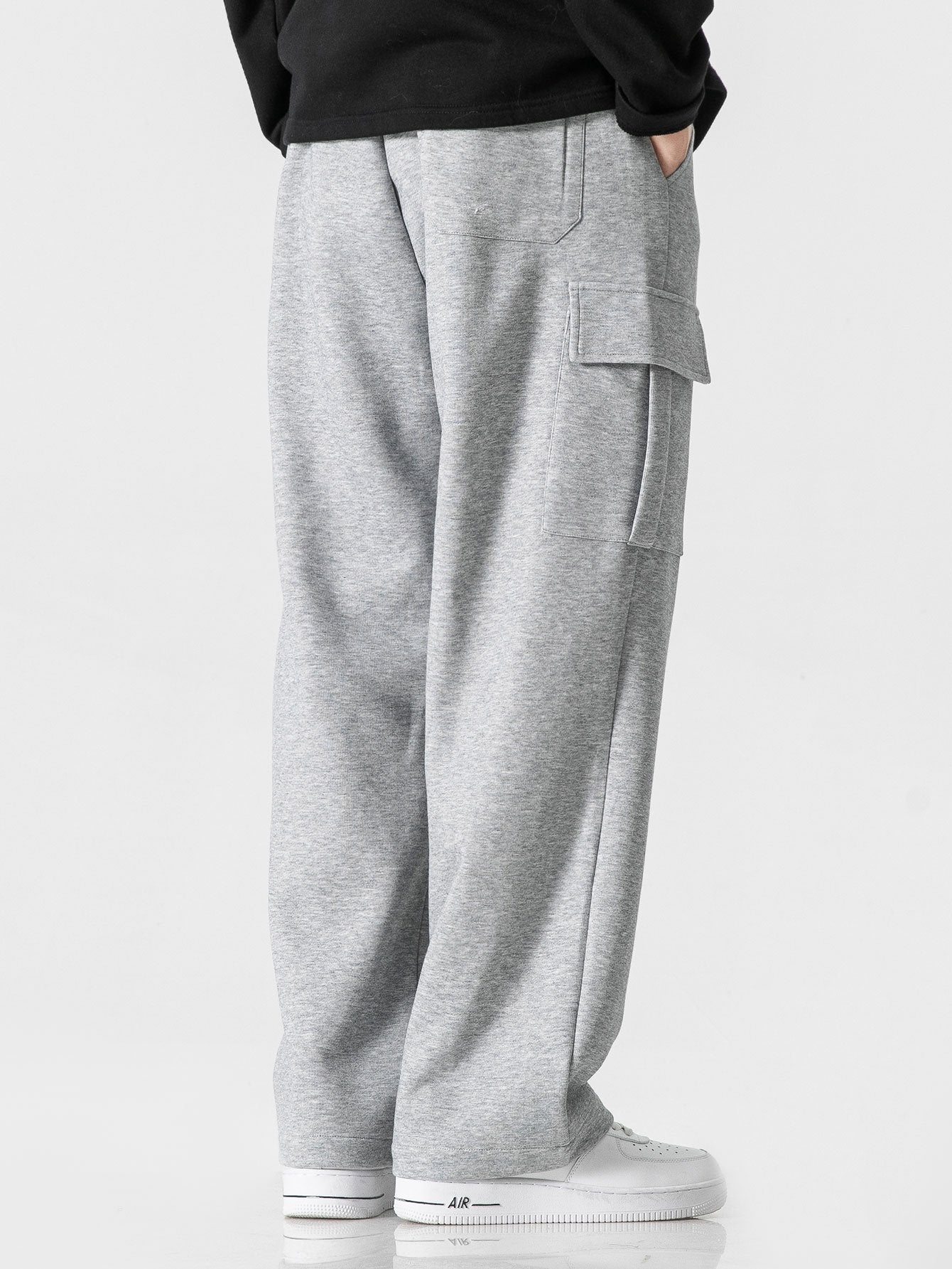 Casual Fit Straight Leg Jersey Cargo Pants