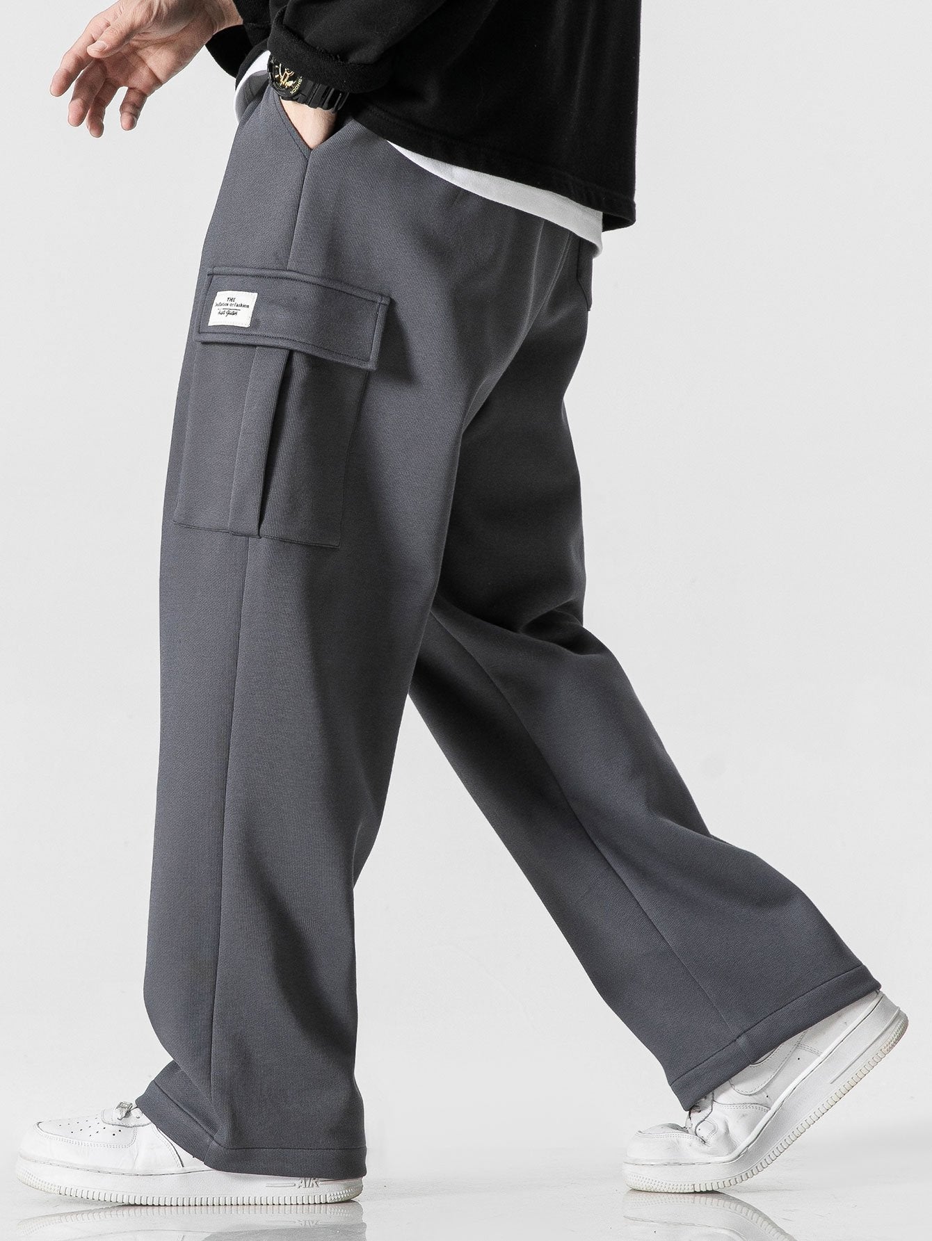 Casual Fit Straight Leg Jersey Cargo Pants